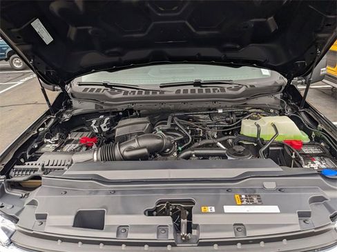 New 2025 Ford F350 XLT w/ FX4 Off-Road Package image 32