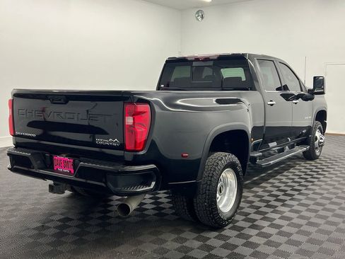 Used 2021 Chevrolet Silverado 3500 High Country w/ Technology Package image 7