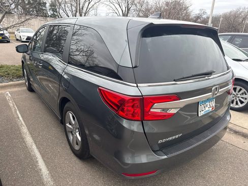 Used 2019 Honda Odyssey EX image 4