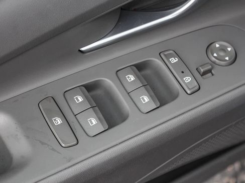 Used 2023 Hyundai Elantra Blue w/ Cargo Package image 22