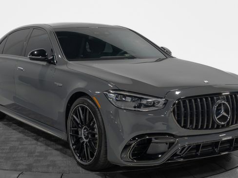 Used 2025 Mercedes-Benz S 63 AMG S image 12