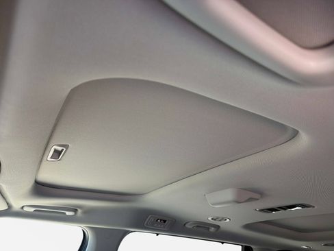 New 2026 Kia Carnival SX FWD image 19