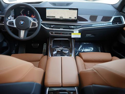 New 2026 BMW X7 xDrive40i w/ M Sport Package image 13