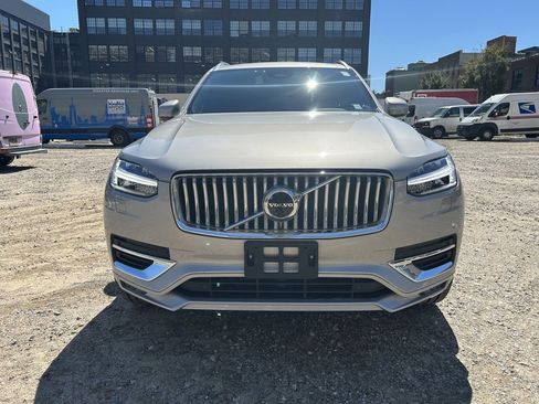 Certified 2024 Volvo XC90 B6 Plus w/ Protection Package Premier image 4