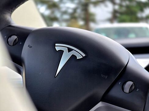 Used 2023 Tesla Model 3 Long Range AWD/4WD image 14