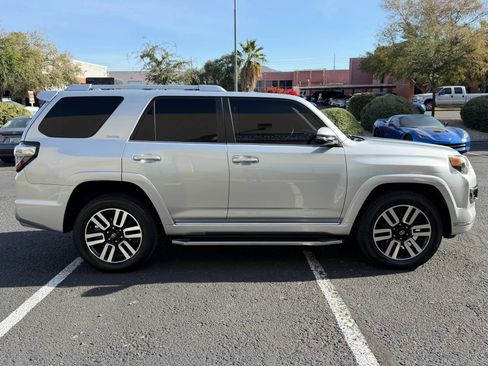 Used 2015 Toyota 4Runner Limited image 10