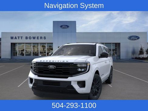 New 2025 Ford Expedition Platinum w/ Stealth Performance Package AWD/4WD image 3