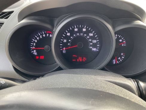 Used 2013 Kia Soul FWD image 19