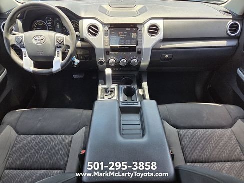 Used 2020 Toyota Tundra SR5 w/ SR5 Upgrade Package AWD/4WD image 12