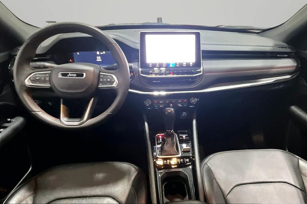 Used 2023 Jeep Compass Trailhawk w/ Trailhawk Elite Group AWD/4WD image 7
