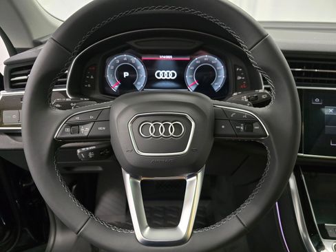 Used 2025 Audi Q8 Premium Plus w/ Premium Plus Package image 14