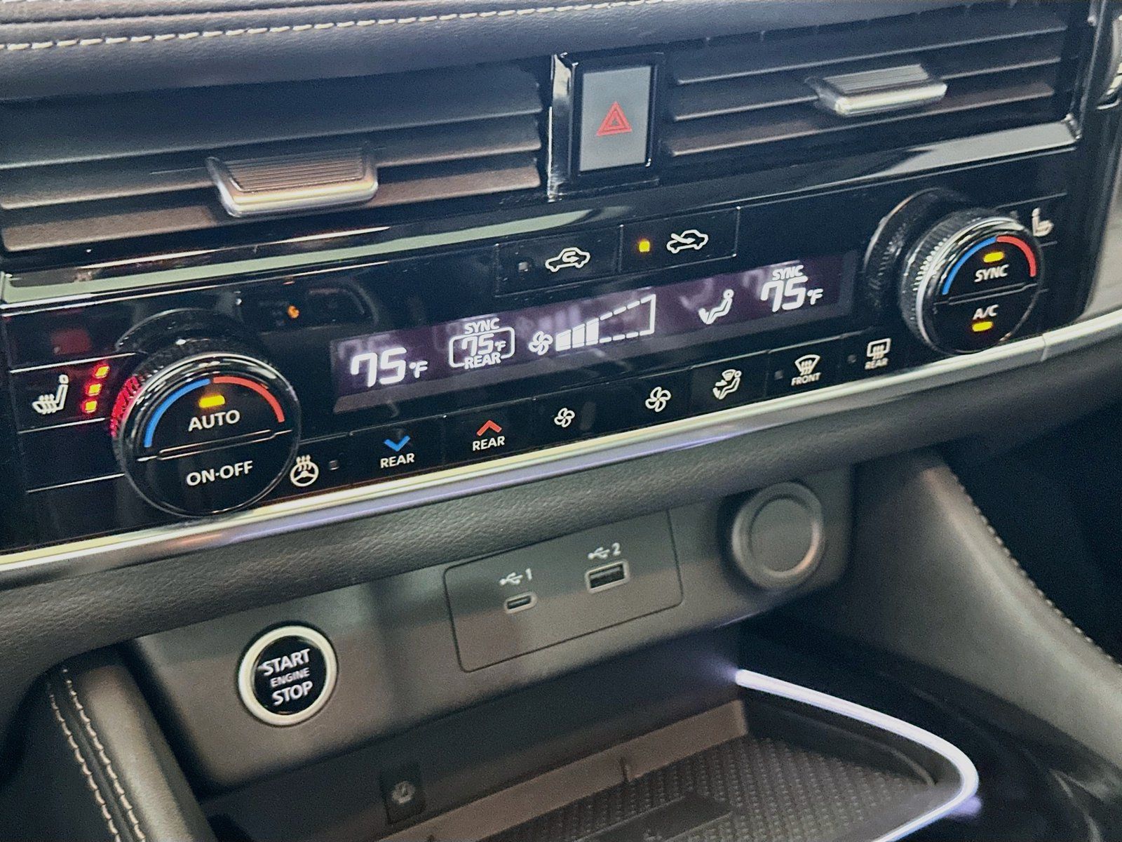 Used 2022 Nissan Rogue Platinum w/ Head-Up Display Package AWD/4WD image 16