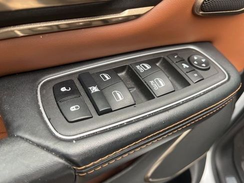 Used 2023 RAM 1500 Limited image 14