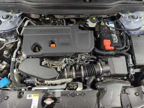 Certified 2022 Honda Accord Sport image 18