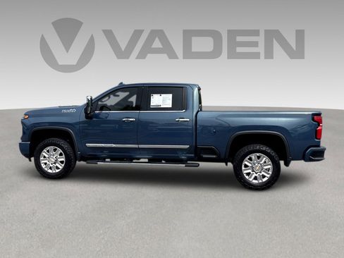 Used 2025 Chevrolet Silverado 2500 High Country w/ Technology Package AWD/4WD image 25