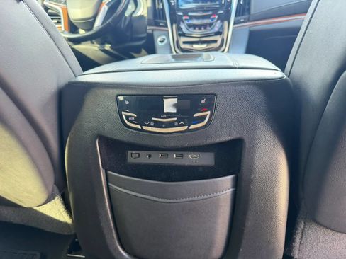 Used 2019 Cadillac Escalade Premium Luxury AWD/4WD image 63