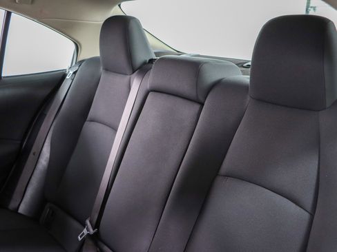 Used 2022 Toyota Corolla LE FWD image 24