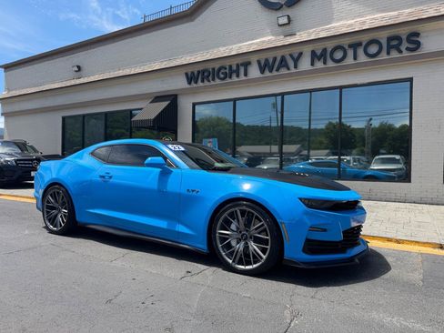 Used 2022 Chevrolet Camaro LT w/ Technology Package RWD image 1