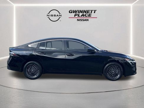 Used 2026 Nissan Sentra SV w/ SV Convenience Package FWD image 24