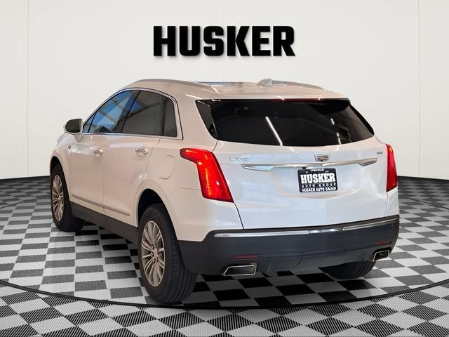 Used 2017 Cadillac XT5 Luxury FWD image 8