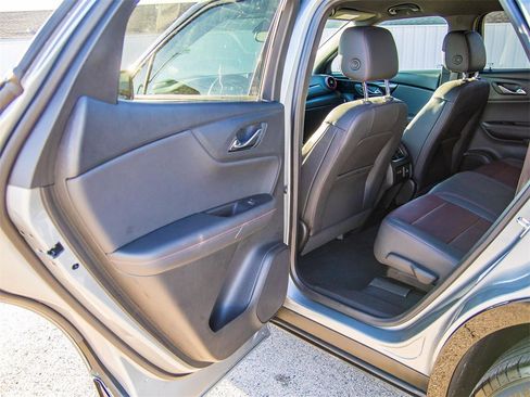 Used 2025 Chevrolet Blazer RS image 25