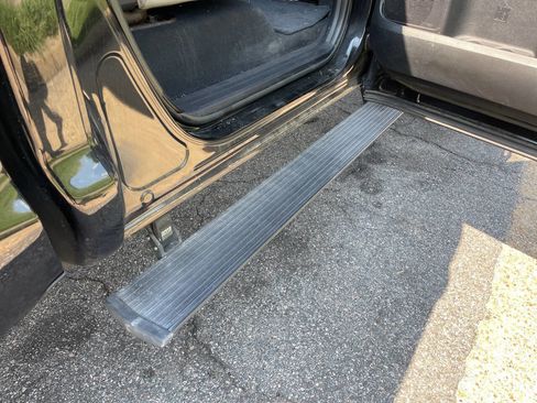 Used 2014 Toyota Tundra Limited w/ Limited Premium Package image 24