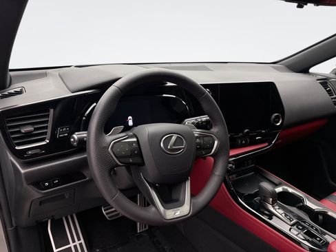 Used 2025 Lexus NX 350 F Sport image 10