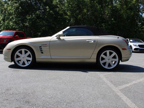 Used 2006 Chrysler Crossfire Limited RWD image 20