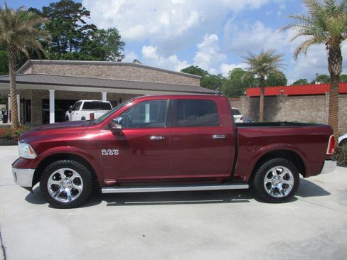 Used 2016 RAM 1500 Laramie w/ Convenience Group image 1