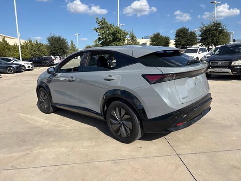 Used 2024 Nissan Ariya AWD image 6