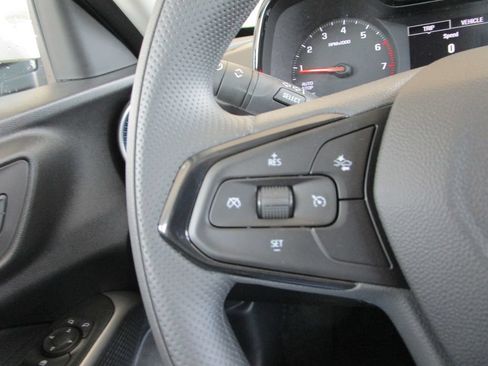 New 2026 Chevrolet Trax LS w/ LS Convenience Package FWD image 23