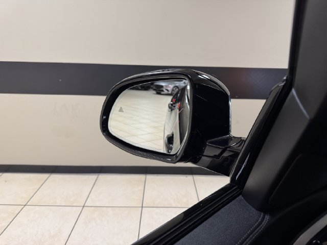 Used 2022 BMW X6 xDrive40i w/ M Sport Package AWD/4WD image 17