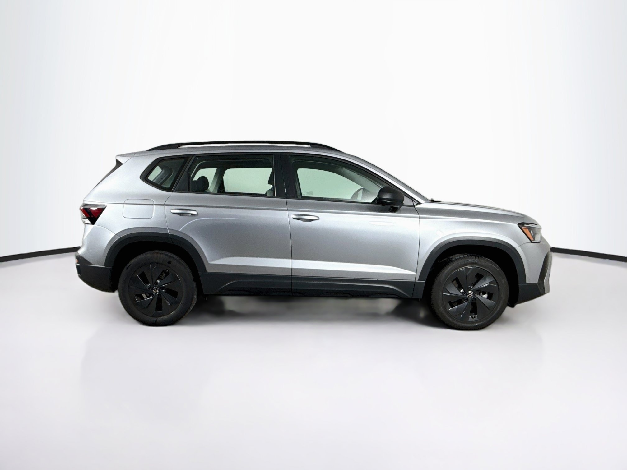 Used 2025 Volkswagen Taos S FWD image 2