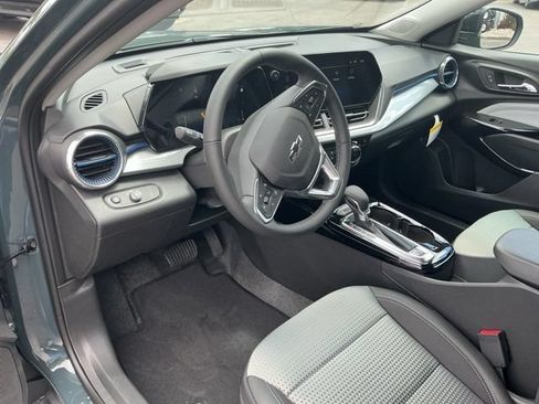 New 2026 Chevrolet Trax LT w/ Driver Confidence Package FWD image 11