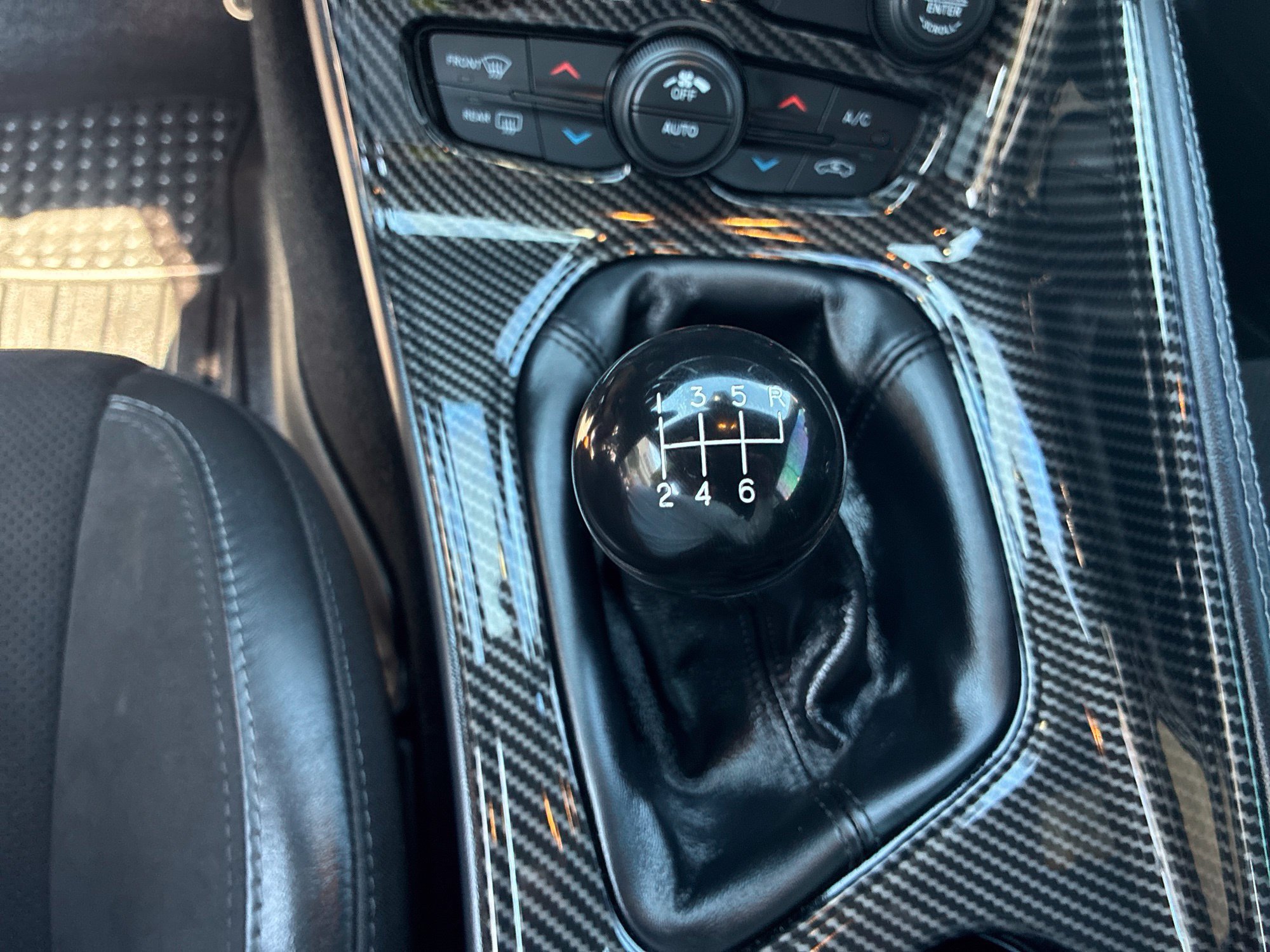 Used 2023 Dodge Challenger R/T Scat Pack RWD image 18