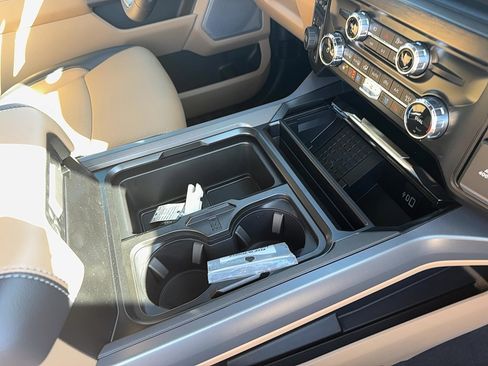 New 2026 Ford F250 Lariat w/ FX4 Off-Road Package image 23