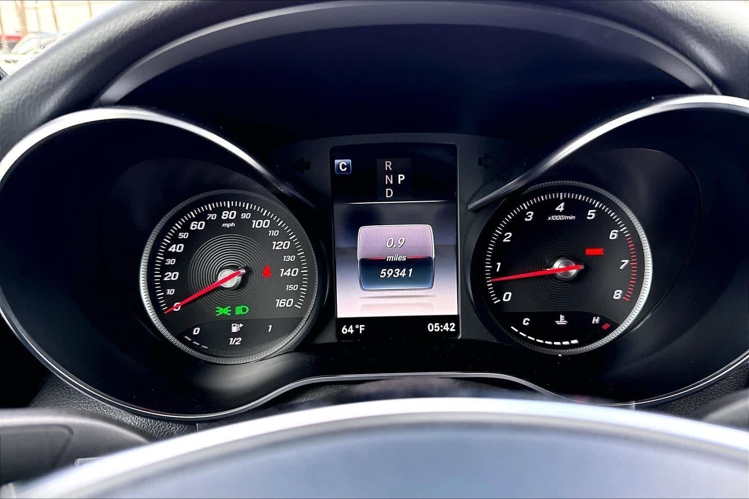 Used 2019 Mercedes-Benz GLC 300 4MATIC Coupe image 26