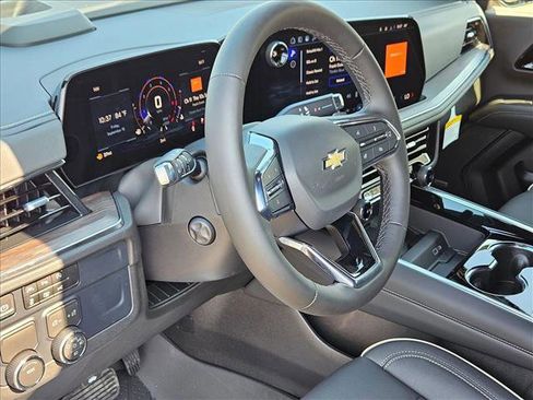 New 2026 Chevrolet Tahoe Premier image 3