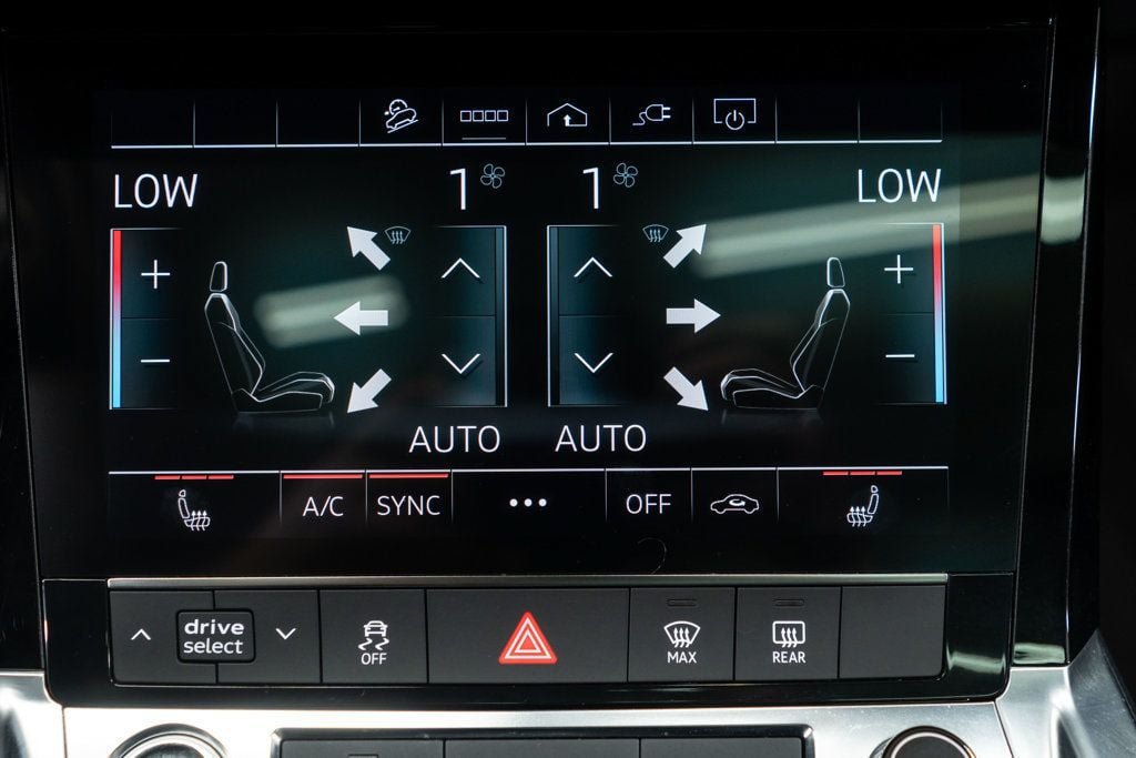 Used 2024 Audi Q8 e-tron Premium AWD/4WD image 26