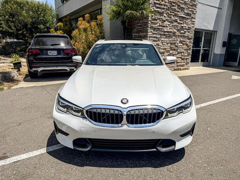 Used 2019 BMW 330i Sedan w/ Convenience Package RWD image 10