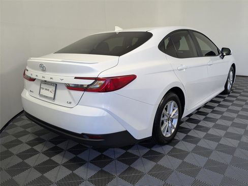 Certified 2025 Toyota Camry LE image 6