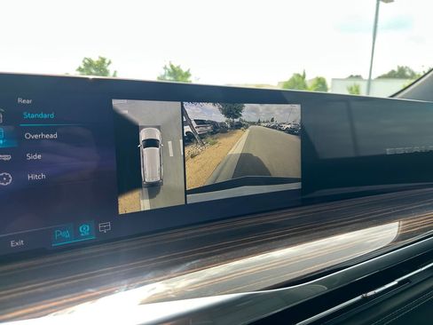 New 2026 Cadillac Escalade Luxury w/ LPO, Floor Liner Package AWD/4WD image 31