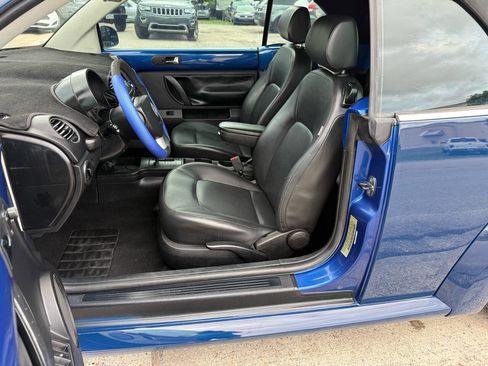 Used 2008 Volkswagen Beetle S image 14