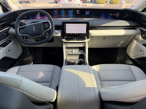 New 2026 Lincoln Nautilus Premier w/ Equipment Group 102A image 15