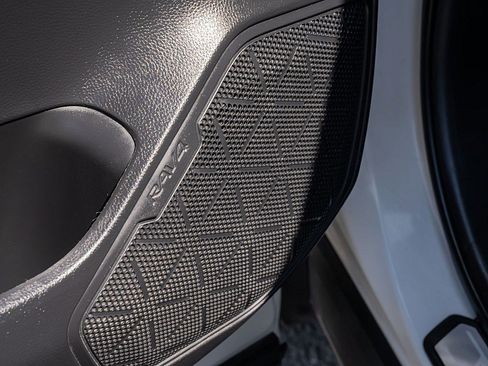 Used 2024 Toyota RAV4 XLE Premium image 35