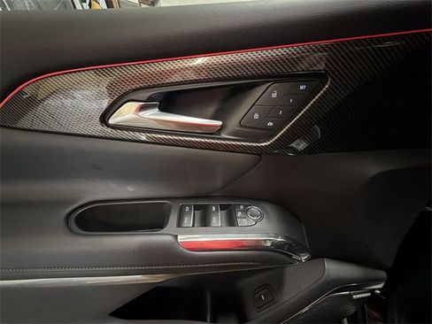 Certified 2025 Chevrolet Traverse High Country w/ LPO, Floor Liner Package image 13