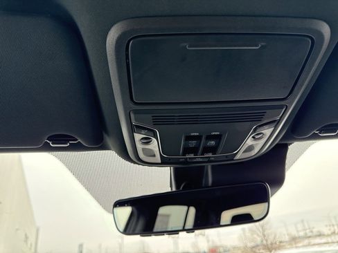 Used 2022 Honda Ridgeline Black Edition image 17