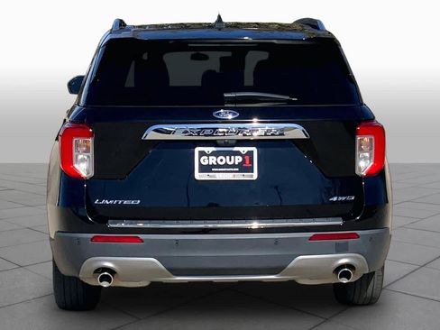 Used 2023 Ford Explorer Limited AWD/4WD image 5