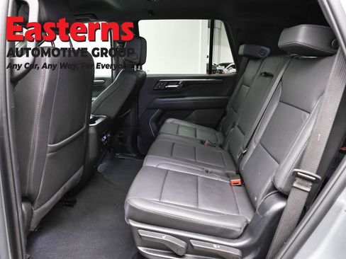 Used 2025 Chevrolet Tahoe LT image 23