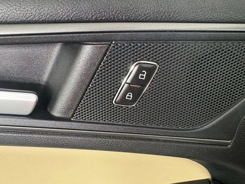 Used 2023 Ford Edge SE AWD/4WD image 17